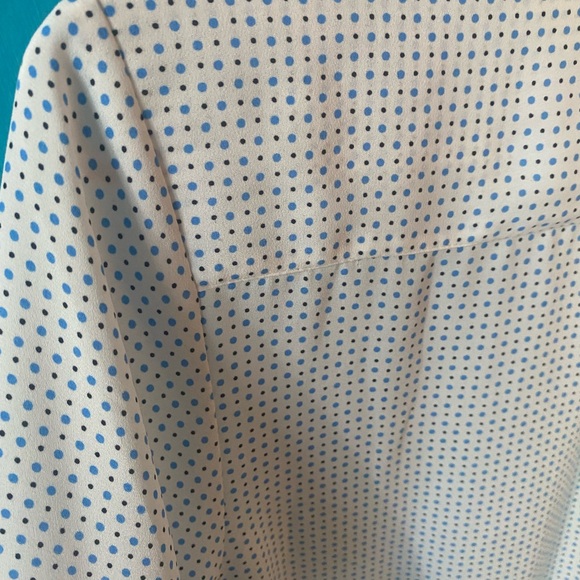 Banana Republic Button Up Collar Shirt - pattern Polka Dot - casual or office - - Picture 10 of 11